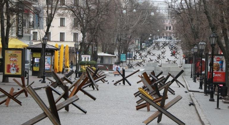 World News in Brief: Winter attacks in Ukraine, looming food aid cuts in Nigeria, drought in Kenya